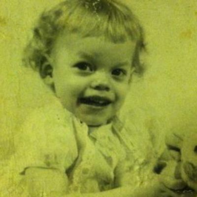 Claire  Apley