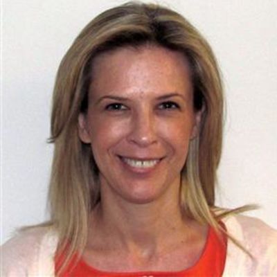 Natalie  Myres