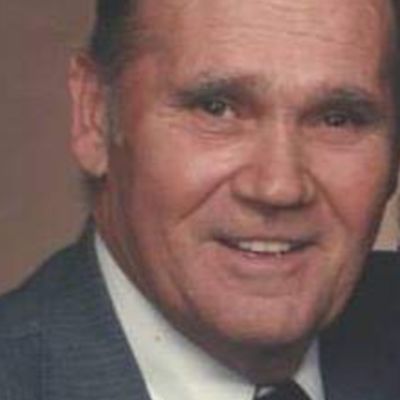 Virgil  Paul Capps 
