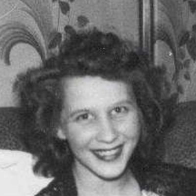 Lorraine Elizabeth  Lyjak