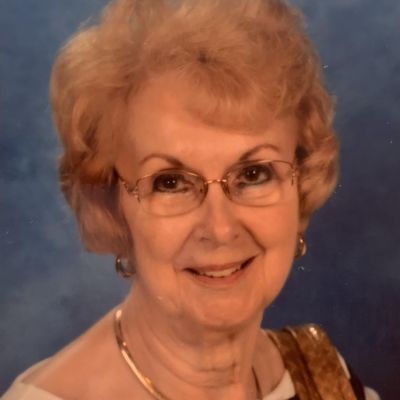 Carol L. Crawfis (Schultz, Bankenbusch)'s Image
