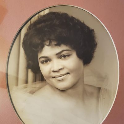 Marie  Davis's Image