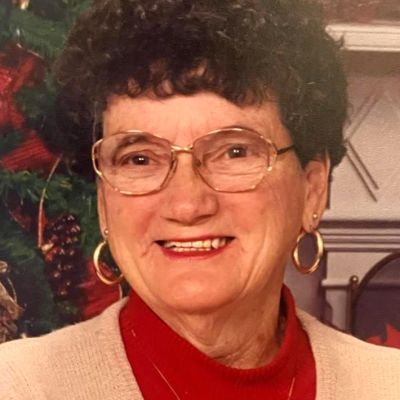 Lucille  Dobbs's Image