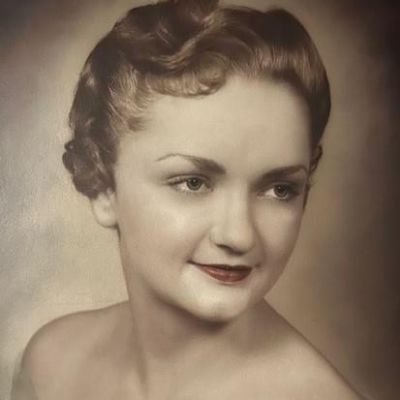 Carolyn Everett Webb