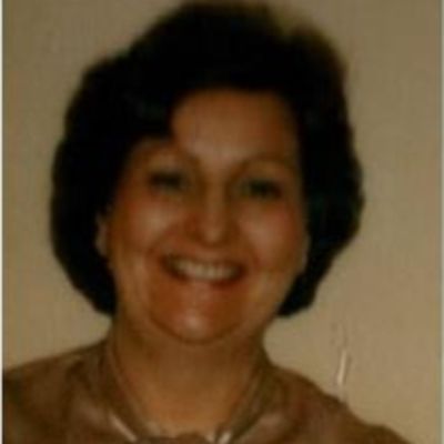 Elizabeth "Geri"  Davies's Image