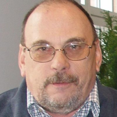 Timothy  Taber  Louis