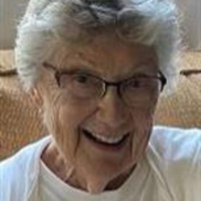 Carolyn "Sue" G. Olive's Image