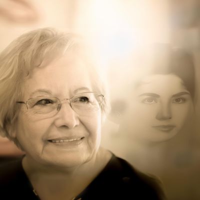 Julie Cordova Marlow's Image
