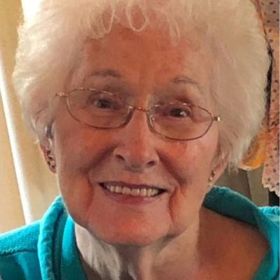 Oma Estell Britt-Kahl