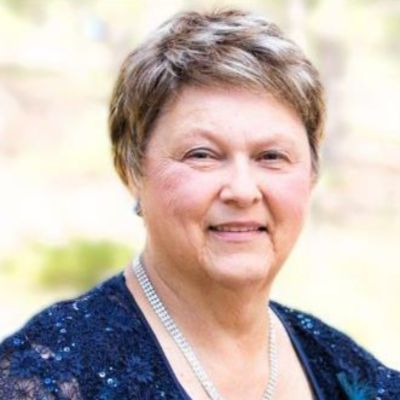 Lois Stout Houchen's Image
