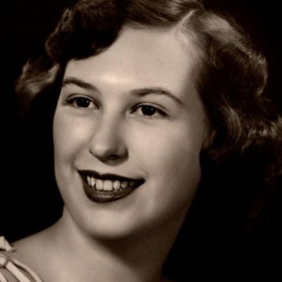 Joan E Lewis's Image