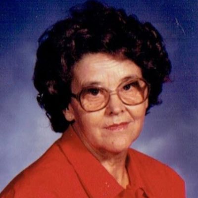 Marie  Holley's Image