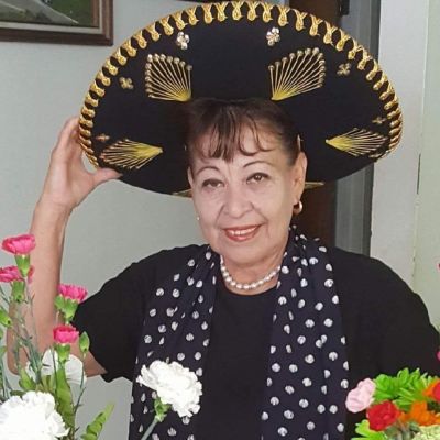 Maria  De Los Santos's Image