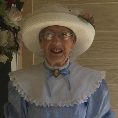 Myrtle Locke Lee Locke Lee (Nee Baize)'s Image