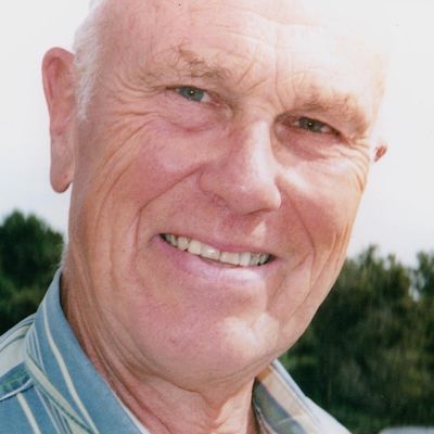 Lucius Tuttle Hill, Jr. MD's Image