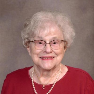 Genevieve  Schleif-Savage-Cords's Image