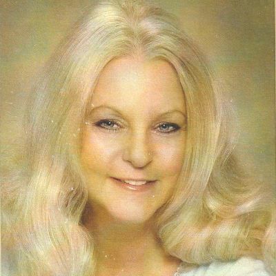 Cynthia J. Mueller's Image