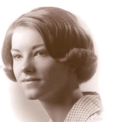 Carla Lou Emons's Image