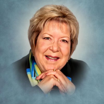 Lynnie  Hagemeier's Image