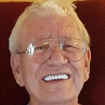 Stephen Holt "Steve" Winfrey