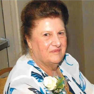 Effie Papapavlos Tsakrios