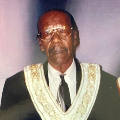 Barney  Hutchins