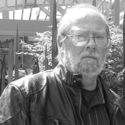 Frank (Wally)  Stine