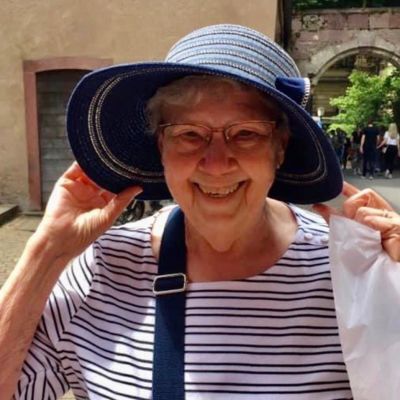 Elaine Ruth Kling