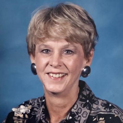 Lynne Louise Allen