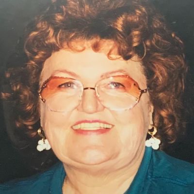 Joanne  Strobel