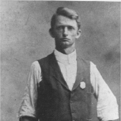 Robert  Flinn