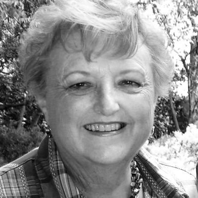Julia  Hawthorne