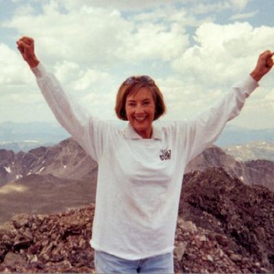Beth  Deakins