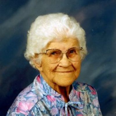 Essie  Parr