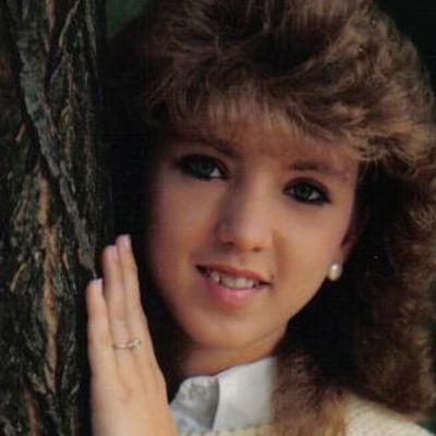Michele  Davis