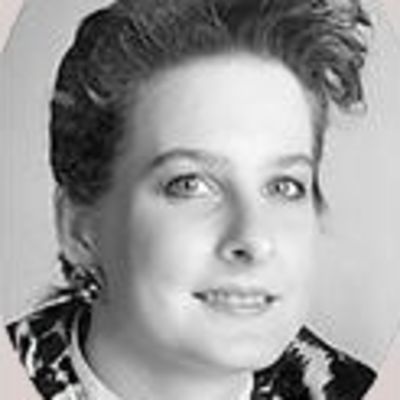 Elizabeth  Lee