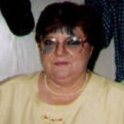 Marcelle  Tucker