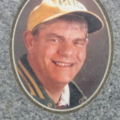 Mark  Leach