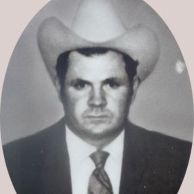 Clifford  Luna