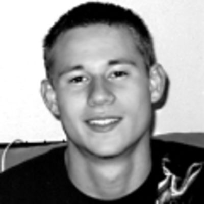 Derek  Skinner