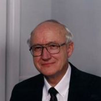 Paul  Hutsell