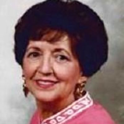 Carolyn  Staggs