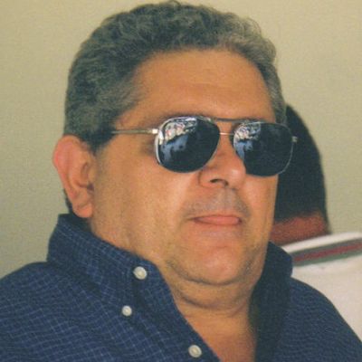 Daniel  Moore