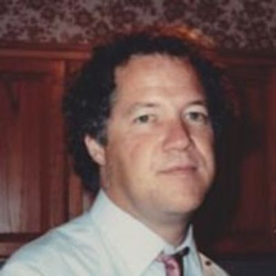 Christopher  Weixel