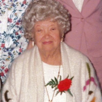 Angela  Darby