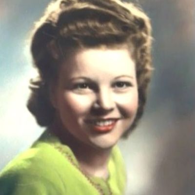 Evelyn  Hricinak