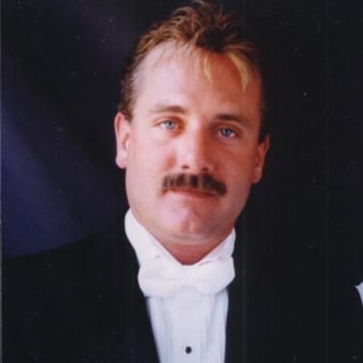 Leo  Harrah