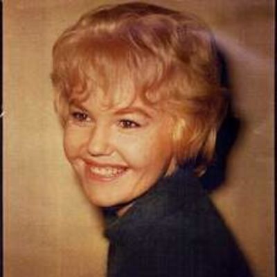Marilyn  Schrader