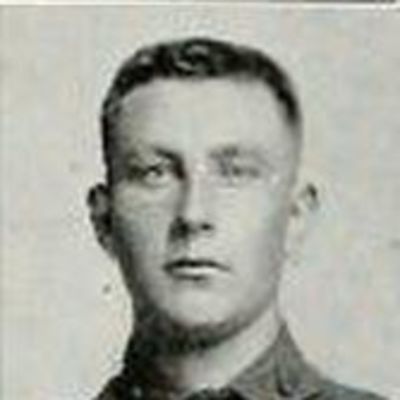 Lawrence  Holtzleiter