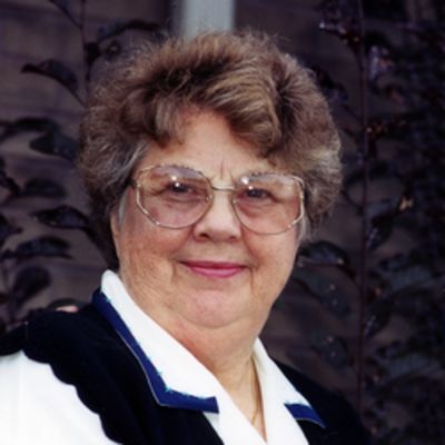 Lois  Woodland